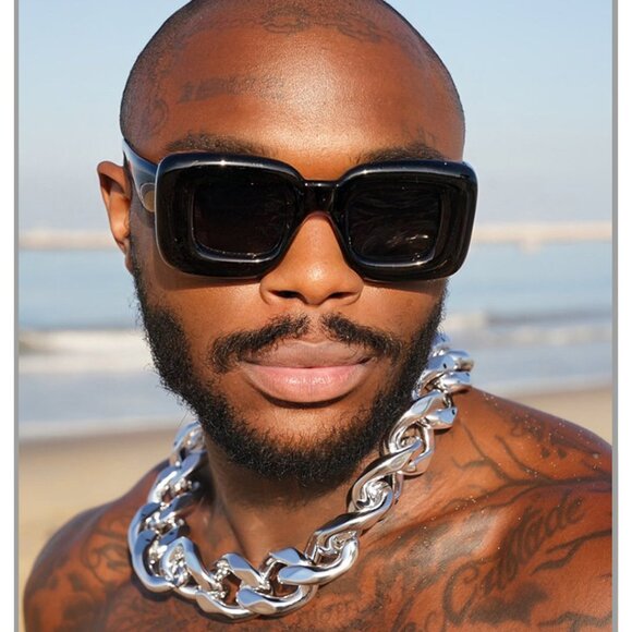 1.5" Thick Silver Chain Choker - Picture 2 of 2